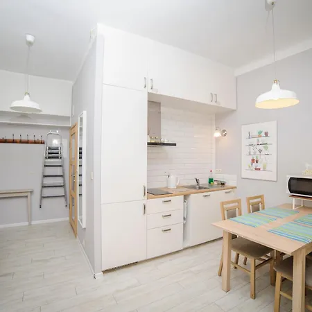 Freta 14 By Homeprime *